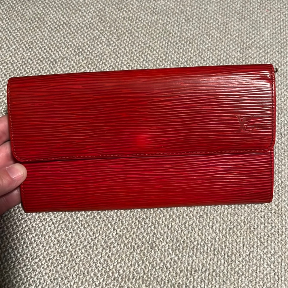 Authentic Vintage Louis Vuitton Red Epi Sarah Wallet